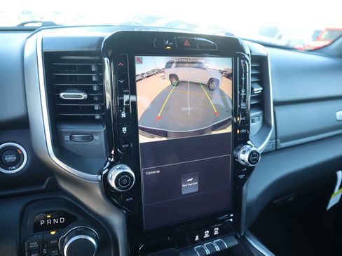 New 2026 RAM 1500 4x4 Crew Cab image 6