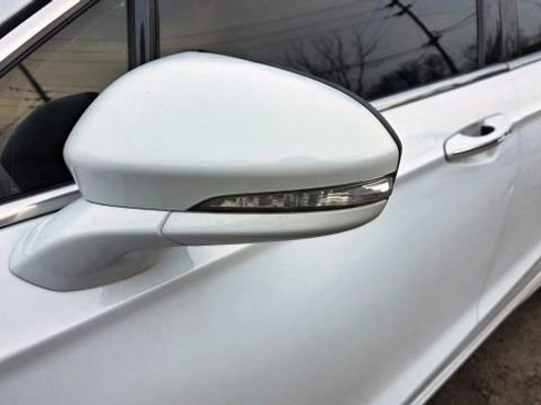 Used 2019 Ford Fusion SEL FWD image 37