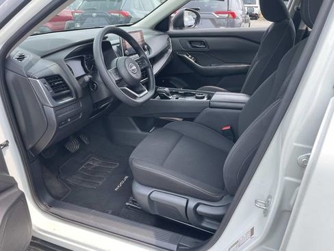 Used 2024 Nissan Rogue S AWD/4WD image 16