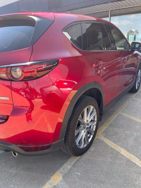 Used 2021 MAZDA CX-5 Grand Touring w/ GT Premium Package FWD image 9