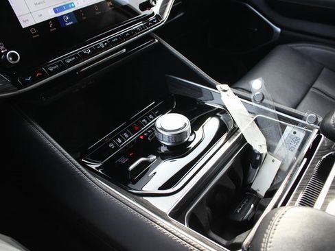 Used 2022 Jeep Wagoneer Series II image 11