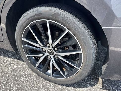Used 2023 Toyota Camry SE w/ Convenience Package FWD image 7
