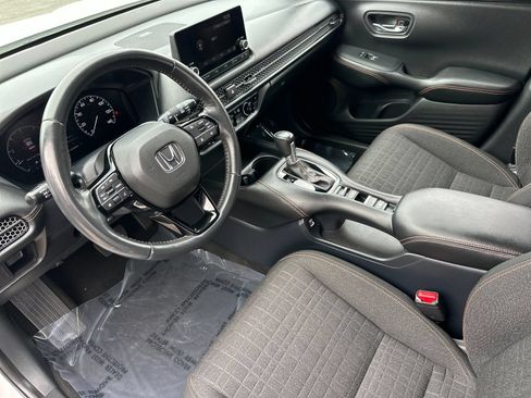 Used 2023 Honda HR-V Sport image 11