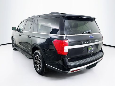 Used 2024 Ford Expedition Max XLT image 5