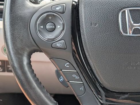 Used 2020 Honda Ridgeline RTL-E image 19