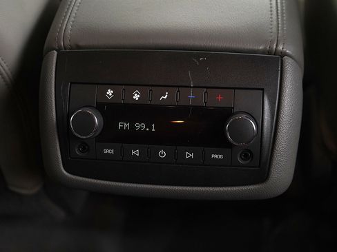 Used 2017 GMC Acadia Limited SLT image 17