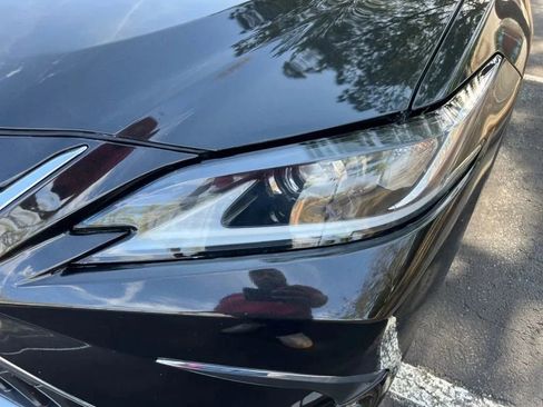 Used 2023 Lexus ES 350 w/ Accessory Package (Z1) image 31