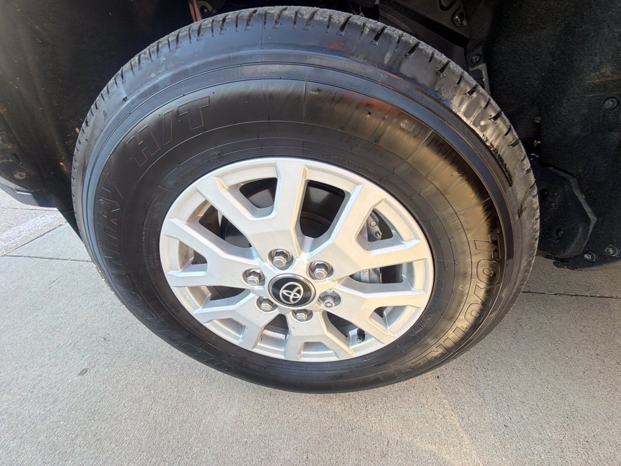 Used 2025 Toyota Tacoma SR RWD image 13