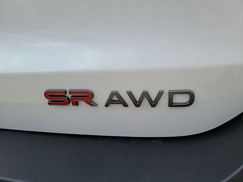 New 2025 Nissan Kicks SR w/ SR Premium Package image 12