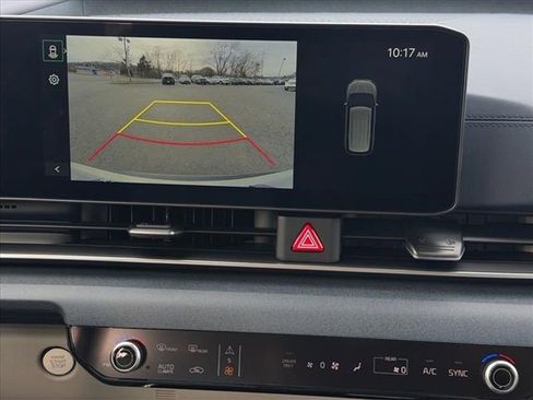 New 2026 Kia Carnival EX image 18