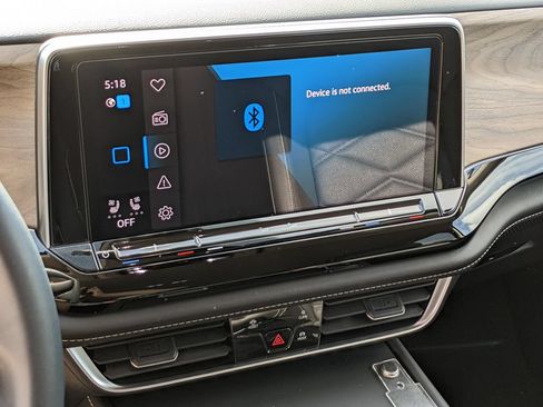 Certified 2024 Volkswagen Atlas SE FWD image 15