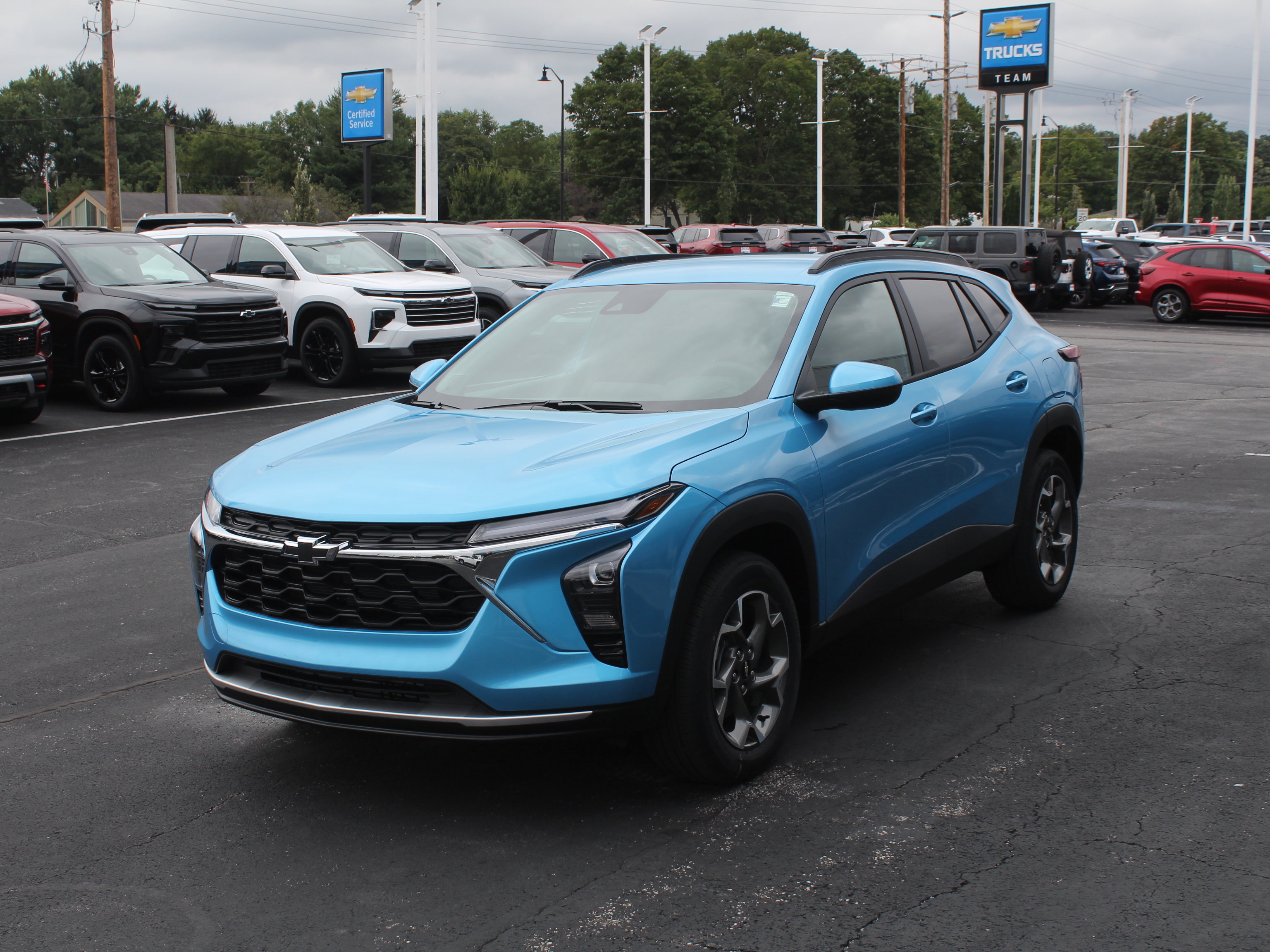 New 2026 Chevrolet Trax LT w/ LT Convenience Package FWD image 23