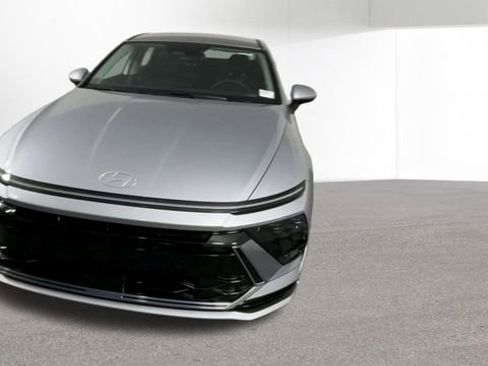 New 2026 Hyundai Sonata SEL image 3