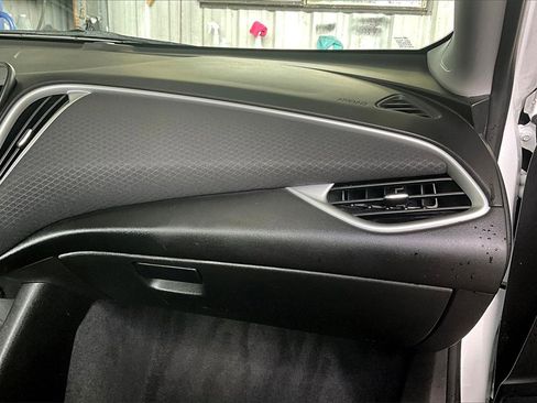 Used 2024 Chevrolet Malibu LT image 22