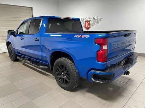 Used 2023 Chevrolet Silverado 1500 Custom w/ LPO, Dark Essentials Package AWD/4WD image 4
