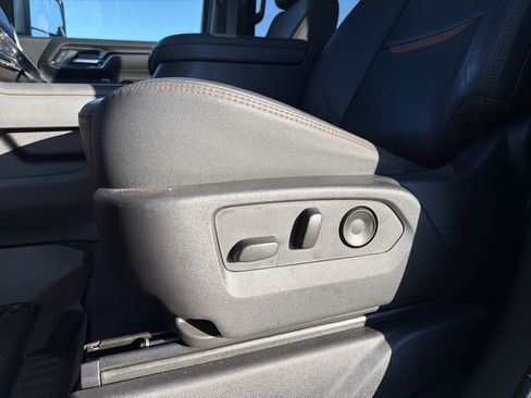 Used 2024 GMC Sierra 2500 AT4 w/ AT4 Premium Plus Package image 27