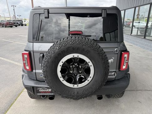 Used 2023 Ford Bronco Badlands w/ Sasquatch Package AWD/4WD image 8