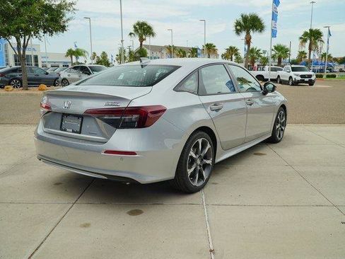 Used 2025 Honda Civic Sport Touring image 5