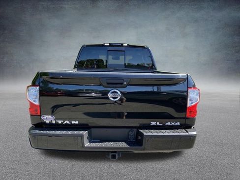 Used 2019 Nissan Titan SL AWD/4WD image 6