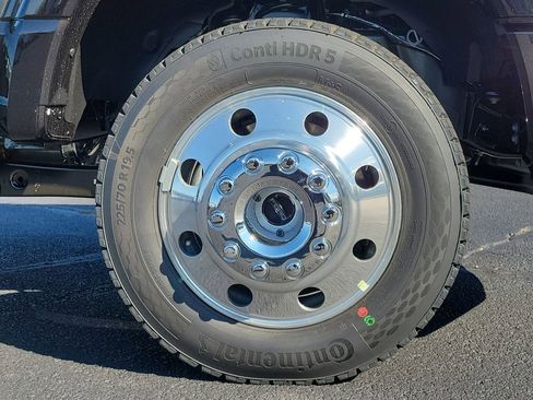 New 2026 Ford F450 XLT w/ 360-Degree Camera Package image 5