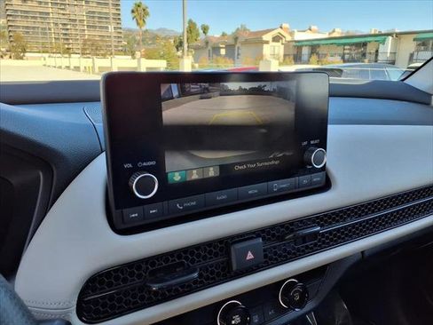 Used 2024 Honda HR-V LX image 19