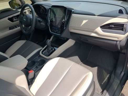 Certified 2025 Subaru Forester Limited AWD/4WD image 12