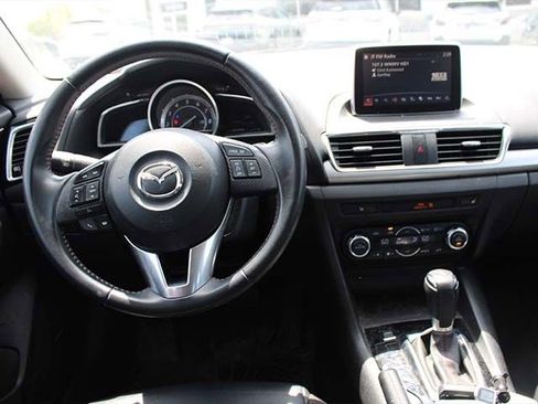 Used 2014 MAZDA MAZDA3 s Touring FWD image 10