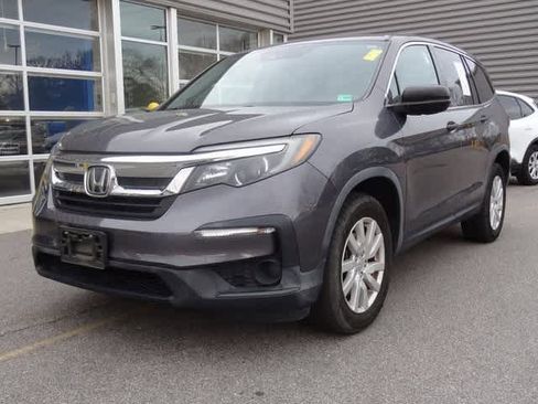 Used 2019 Honda Pilot LX image 1