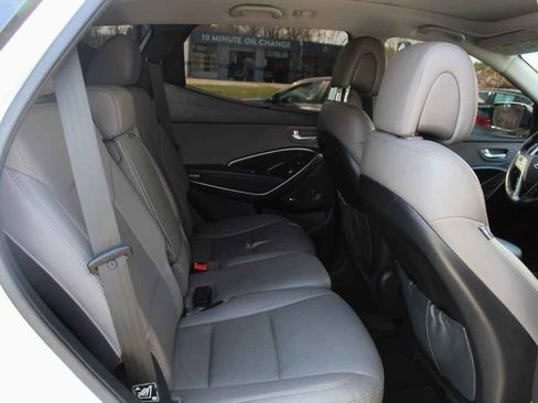 Used 2017 Hyundai Santa Fe Sport w/ 2.4L Tech Package 04 image 30