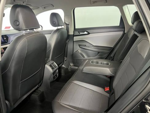 Used 2022 Volkswagen Taos SE image 26