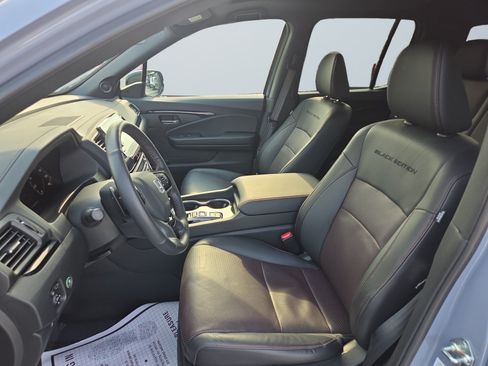 Used 2024 Honda Ridgeline Black Edition image 11