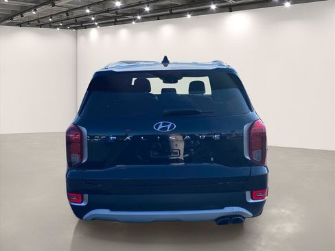 Used 2022 Hyundai Palisade SEL w/ 8P Bench Seat Package FWD image 6