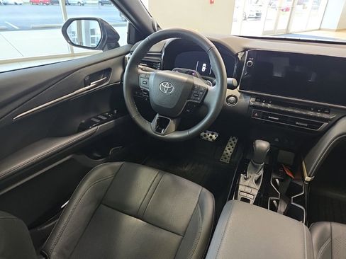 Used 2025 Toyota Camry XSE image 17