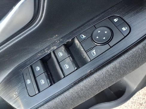 New 2026 Nissan Kicks SV image 17