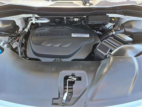 Used 2016 Honda Pilot Elite image 22