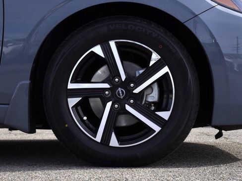 Certified 2024 Nissan Sentra SV image 7