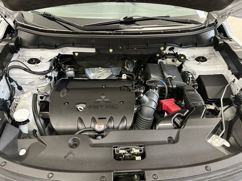 Used 2024 Mitsubishi Outlander Sport AWD image 33