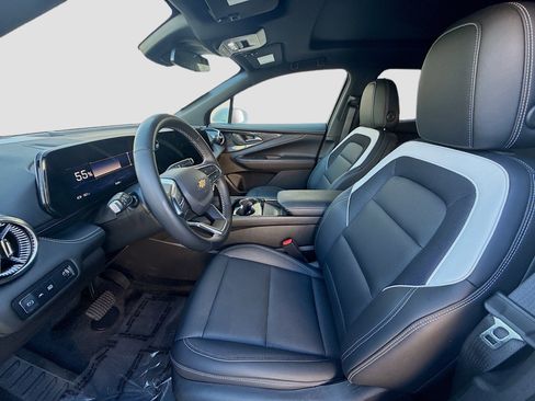 Used 2024 Chevrolet Blazer EV LT image 19