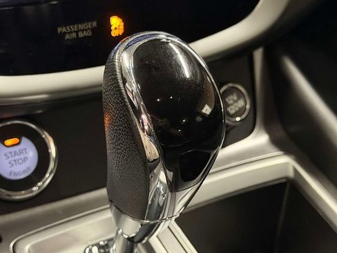 Used 2019 Nissan Murano SV AWD/4WD image 43