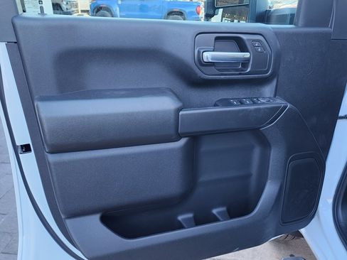 New 2026 GMC Sierra 3500 Pro w/ Convenience Package image 15