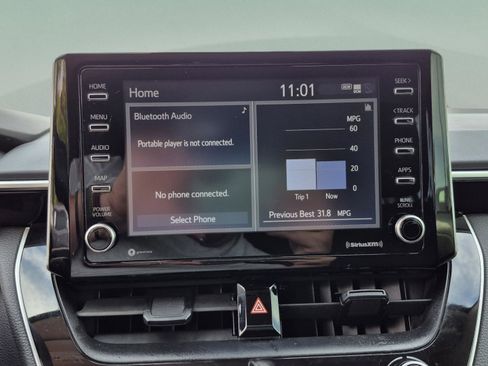 Used 2021 Toyota Corolla LE FWD image 23