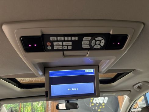 Used 2015 Honda Odyssey Touring image 28