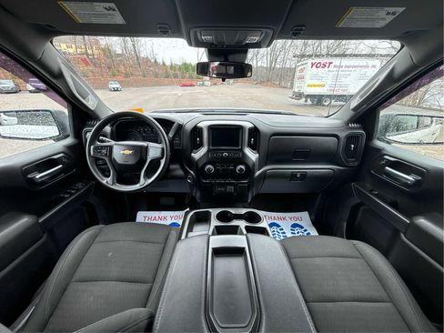 Certified 2022 Chevrolet Silverado 1500 Custom image 27