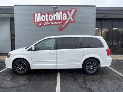 Used 2015 Dodge Grand Caravan SXT w/ Blacktop Package