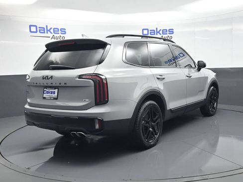 Certified 2025 Kia Telluride EX X-Line AWD/4WD image 8