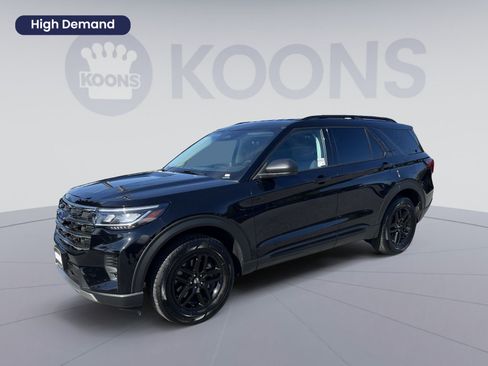 Used 2026 Ford Explorer Active AWD/4WD image 1