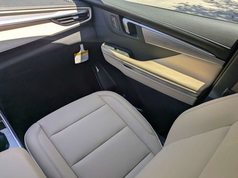 New 2026 Buick Enclave Preferred w/ Power Package FWD image 19
