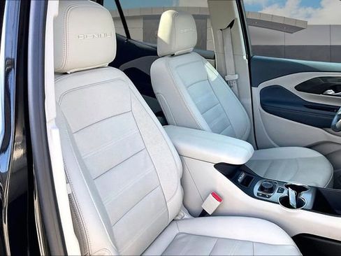 Certified 2024 GMC Terrain Denali w/ Black Diamond Edition image 7