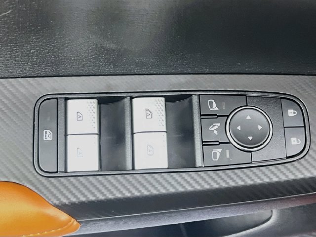 Used 2023 Mitsubishi Outlander SEL AWD/4WD image 12