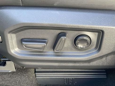 Used 2024 Toyota Tundra Capstone AWD/4WD image 16